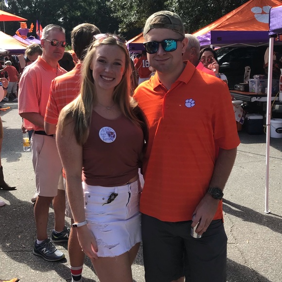 Profile Picture of Hunter Gladson (@hunterglad) on Poshmark