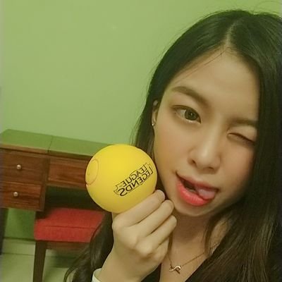 Profile Picture of Duyên Hoàng (@duyenhoang2611) on Twitter