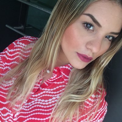 Profile Picture of Lorena Montero (@loremontero_) on Twitter