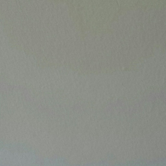 Profile Picture of Eva Holmes (@evaholmes) on Poshmark