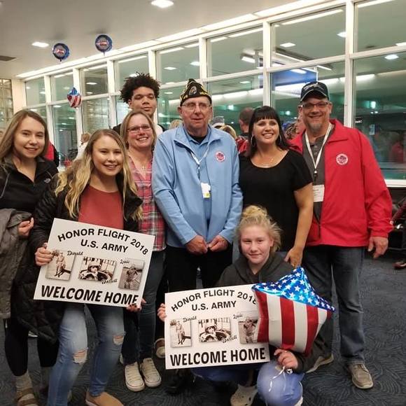 Profile Picture of Alyssa Murawsky (@alyssamurawsky) on Poshmark