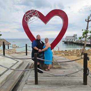 Profile Picture of Thomas Holcomb (@thomasholcomb) on Instagram