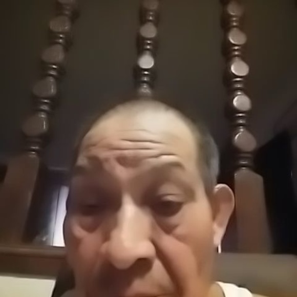 Profile Picture of Bertoldo Giles (@bertoldogiles) on Poshmark