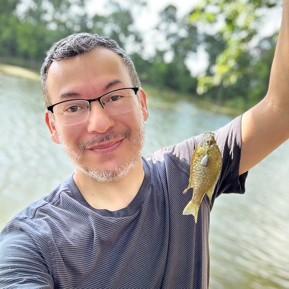 Profile Picture of Joe Meredith (@joem72) on Poshmark