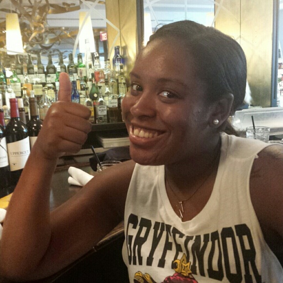 Profile Picture of Tiffany Morton (@tootie2490) on Poshmark