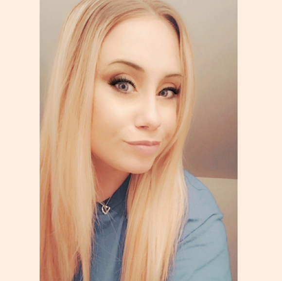 Profile Picture of Jaclyn Frost (@jackie29o2) on Poshmark