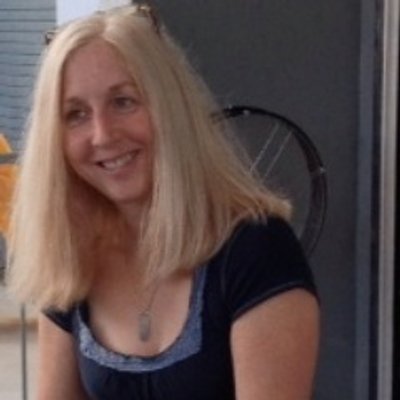 Profile Picture of Joanne Lewis (@joannetlewis) on Twitter