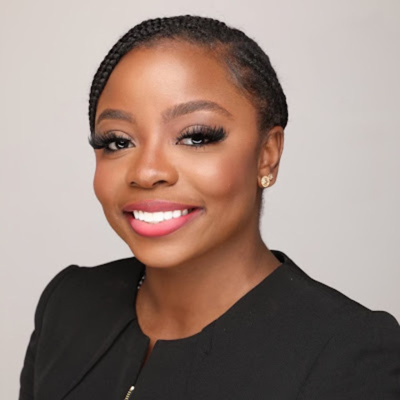 Profile Picture of Sicar Lindcy (@ilindcy) on Poshmark