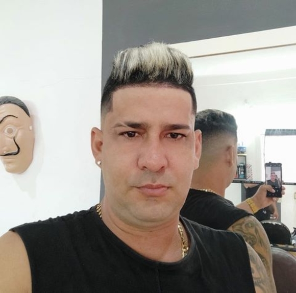 Profile Picture of Jose michel Góngora miranda (@jose8707) on Poshmark