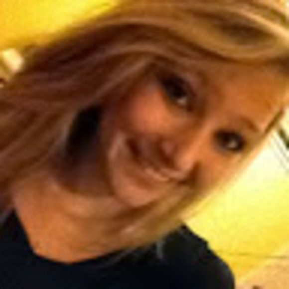 Profile Picture of Kristi Hettenbach (@kpopmsu) on Poshmark