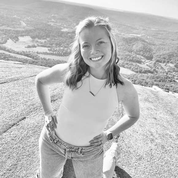 Profile Picture of Kirstin Marbutt (@k_mart_) on Poshmark