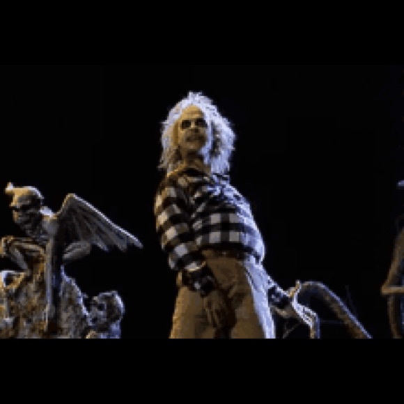 Profile Picture of Roger Truesdell (@rogert87) on Poshmark