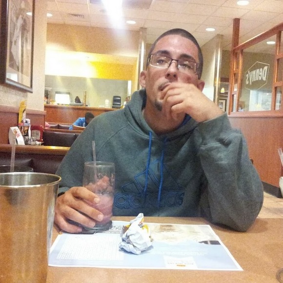 Profile Picture of Justin Patrick (@justinpatric457) on Poshmark