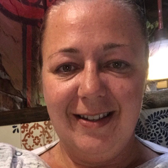 Profile Picture of Jenni Durlacher (@jenjustice76) on Poshmark