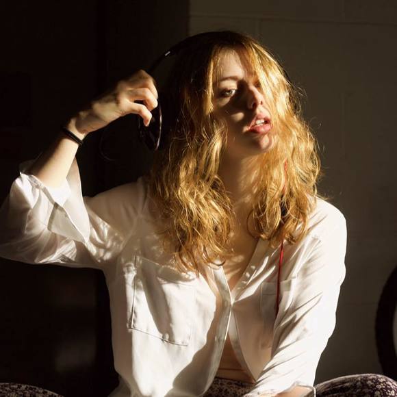 Profile Picture of Maya Neuhoff (@mayaneuhoff) on Poshmark