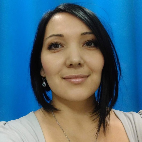 Profile Picture of Valentina Karpenko (@lepilokms2) on Poshmark