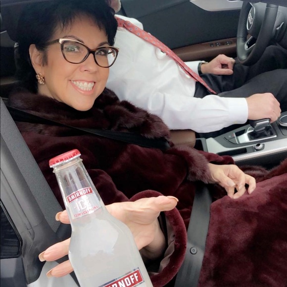 Profile Picture of Michelle Smitherman (@meeshsmith07) on Poshmark