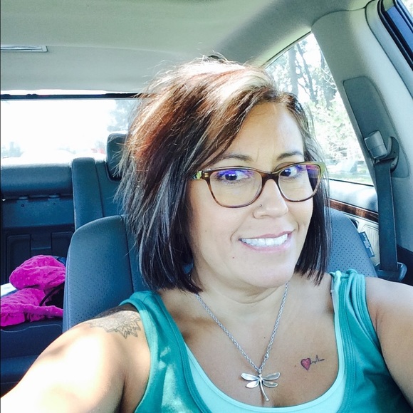 Profile Picture of Roberta Blanco (@berta06) on Poshmark