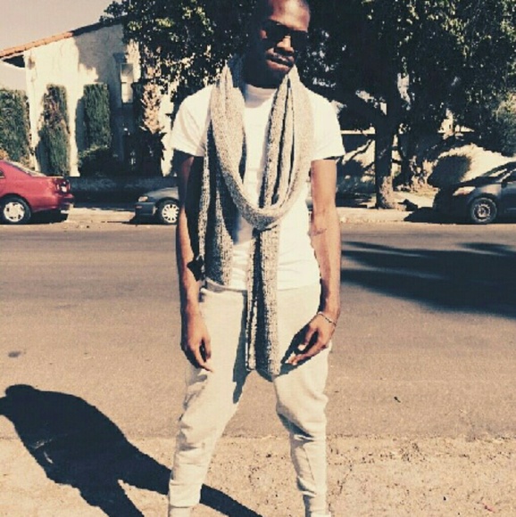 Profile Picture of Tyrone Gaither (@rindimo002) on Poshmark