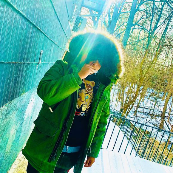 Profile Picture of Isaiah Burrell (@isaiahburrell) on Poshmark