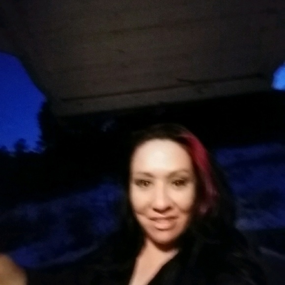 Profile Picture of Micaela Rivera (@mikkitrejo) on Poshmark