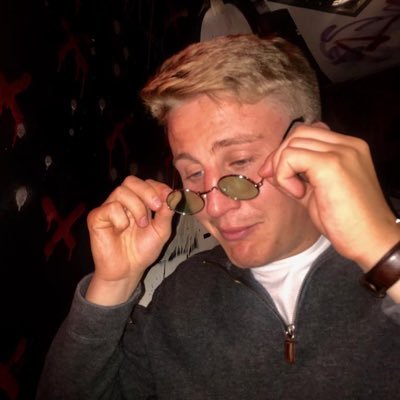 Profile Picture of Andrew Telford (@toddneytelford) on Twitter