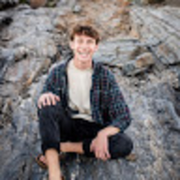 Profile Picture of John Vigue (@jackrvigue) on Poshmark