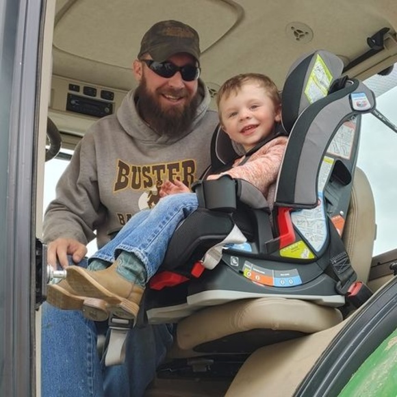 Profile Picture of Tisha Kennedy (@tishaannt) on Poshmark