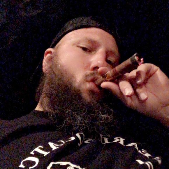 Profile Picture of Kevin Loughrey (@kwebb85) on Poshmark