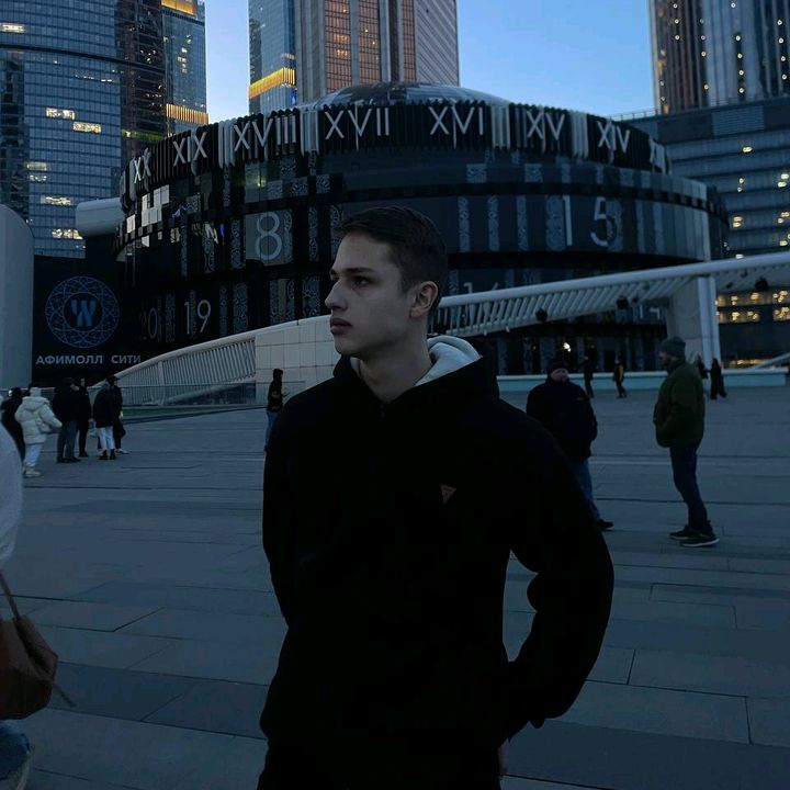 Profile Picture of 𝐷𝑎𝑛𝑖𝑘 (@saakdaniel) on Tiktok