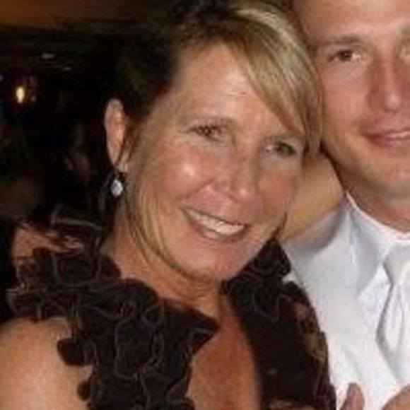 Profile Picture of Jane Mcdermott (@janemcdermott) on Poshmark