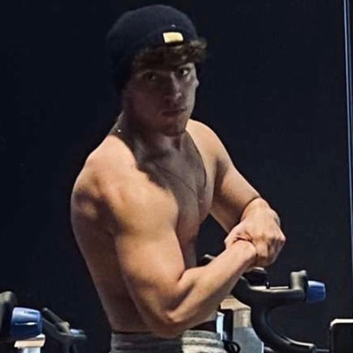 Profile Picture of Bradley (@bradpolston) on Tiktok