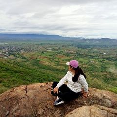 Profile Picture of Lilygc (@lilygcgc) on Tiktok