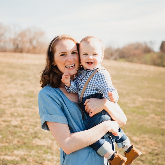 Profile Picture of Kim Rakshys (@kzajdel) on Poshmark