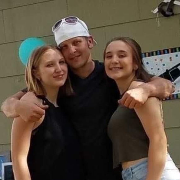 Profile Picture of Danny Burkhart (@dannyburkhart) on Poshmark