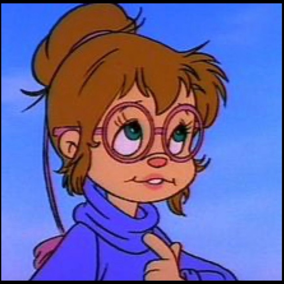 Profile Picture of Maya Esar (@maya_esar) on Poshmark