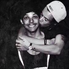 Profile Picture of  ❄Larry Vines ❄ (@larry__vine) on Twitter