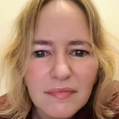 Profile Picture of Pamela Martin (@PamelatheActres) on Twitter
