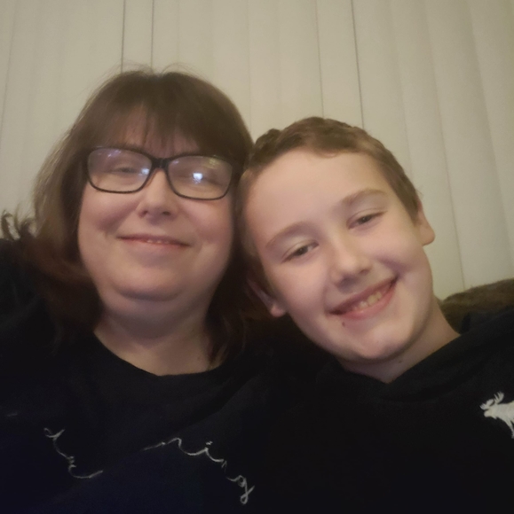 Profile Picture of Shellie Fowler (@mimi081671) on Poshmark