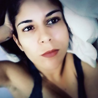 Profile Picture of Leticia Barbosa (@LeticiaBarbosa) on Twitter