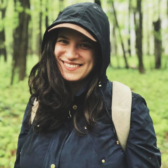 Profile Picture of Lauren Armantrout (@larmantrout) on Poshmark