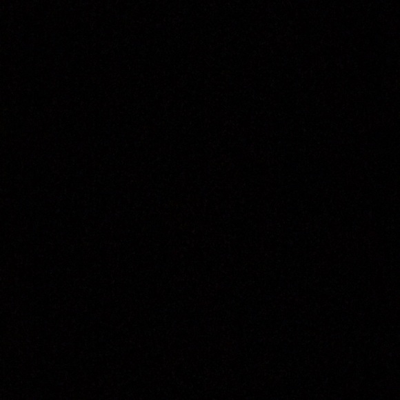 Profile Picture of Julian Navarro (@tksplix) on Poshmark