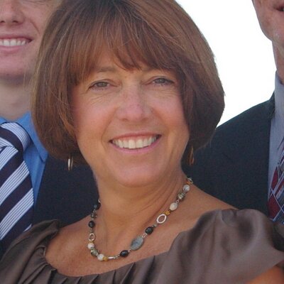 Profile Picture of Robin Shine (@rllshine) on Twitter