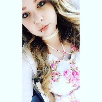 Profile Picture of Cassandra Machado (@cassrenaee23) on Twitter