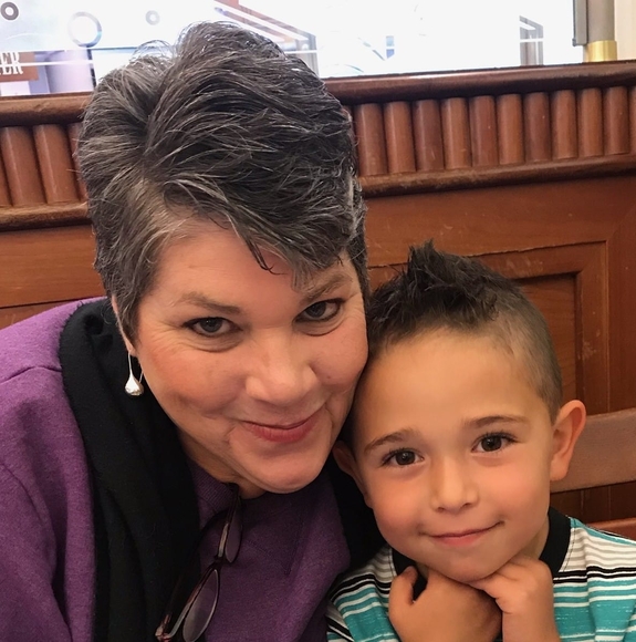 Profile Picture of Jacqueline Walsh (@greeneyes9) on Poshmark