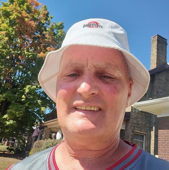 Profile Picture of James Hendricks (@jameshendric341) on Poshmark