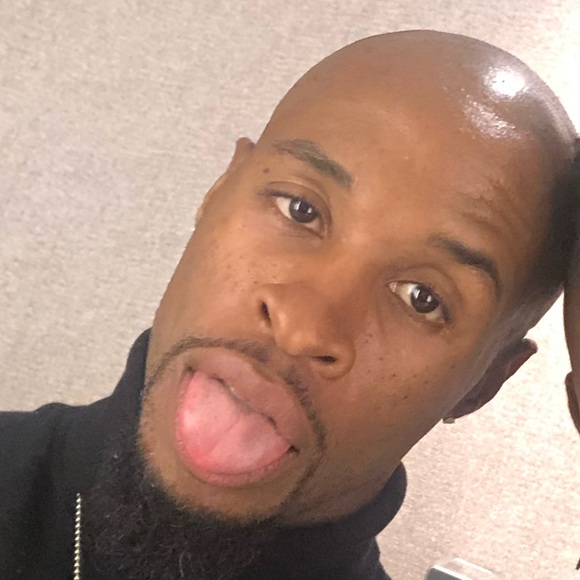 Profile Picture of Jared Robinson (@jrob601) on Poshmark