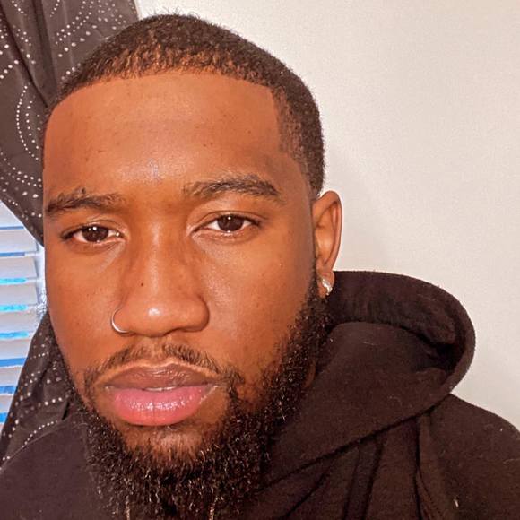 Profile Picture of Joey Carr (@ultm8joey) on Poshmark