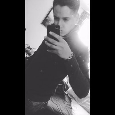 Profile Picture of Christian Corona (@ChrisCoronaG) on Twitter