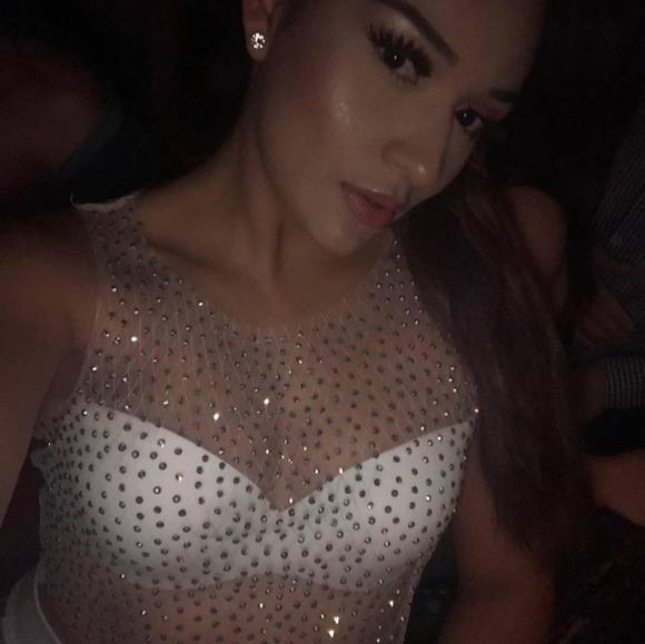 Profile Picture of Daniela Isaza (@daniisaza35_) on Poshmark